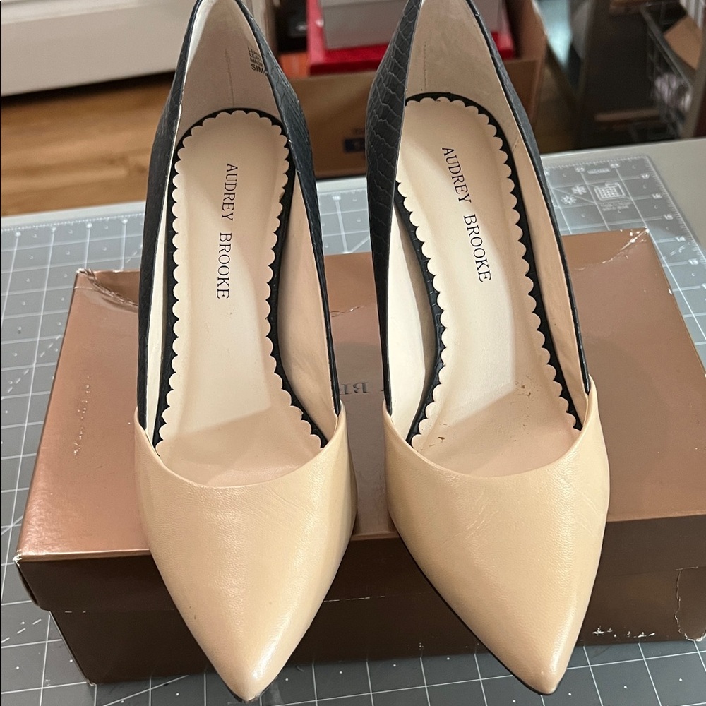 Audrey Brooke Two-Tone Women's Heels